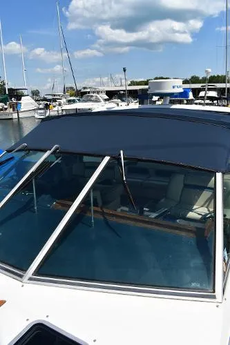 Slide: The Image of Sea Ray 340 Express Cruiser 1985 - 5