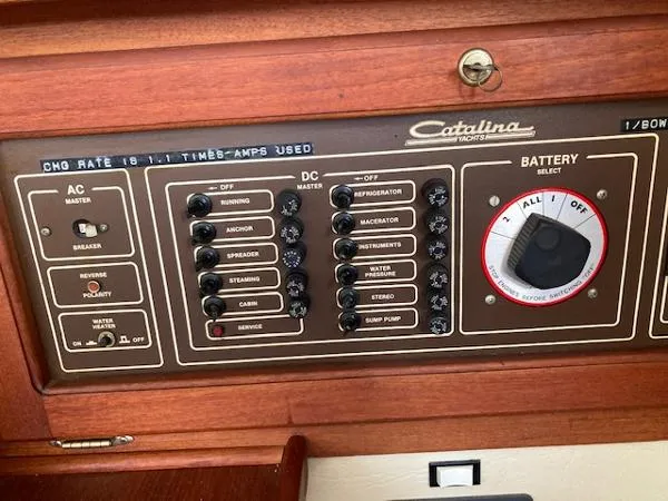 Slide: The Image of Catalina 36 1985 - 9