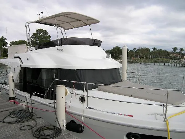 Slide: The Image of Beneteau 35 Swift Trawler 2019 - 3