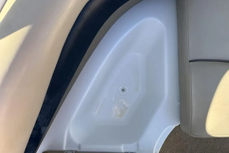 Slide: The Image of 2015 Hurricane SunDeck Sport 202 IO boat interior seating detail. - 8