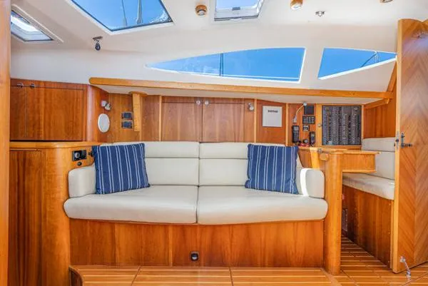 Slide: The Image of Pacific Seacraft Saga 409S 2007 - 8