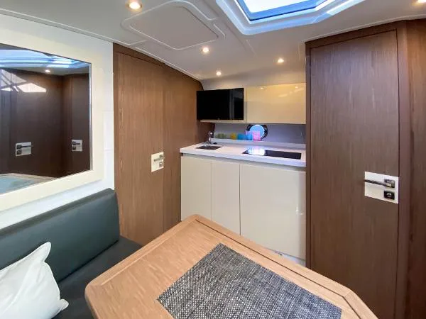 Slide: The Image of Beneteau Gran Turismo 40 2019 - 4