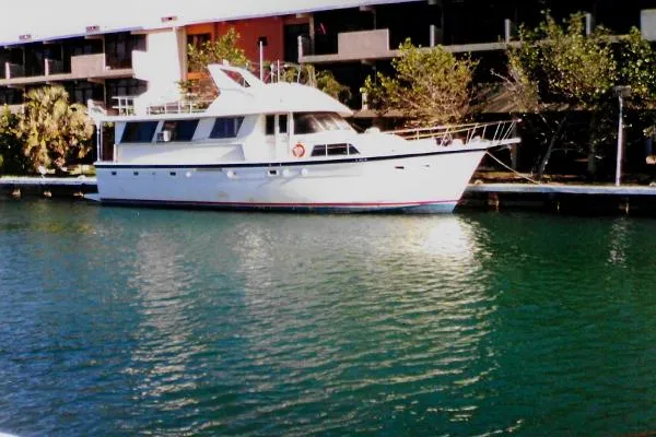 Slide: The Image of Hatteras 61 Motor Yacht 1982 - 1