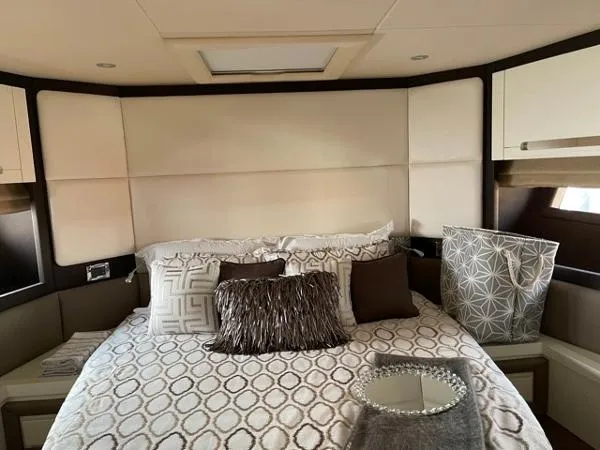 Slide: The Image of Azimut 55S 2018 - 9