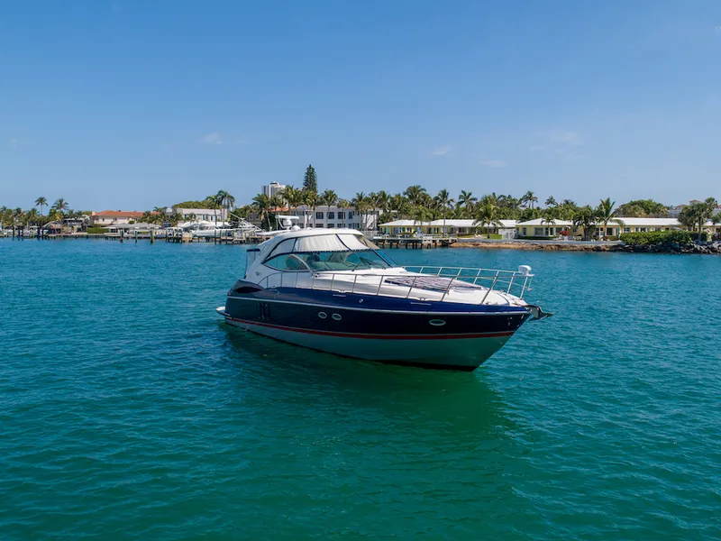 Slide: The Image of Cruisers 520 Express 2006 - 4
