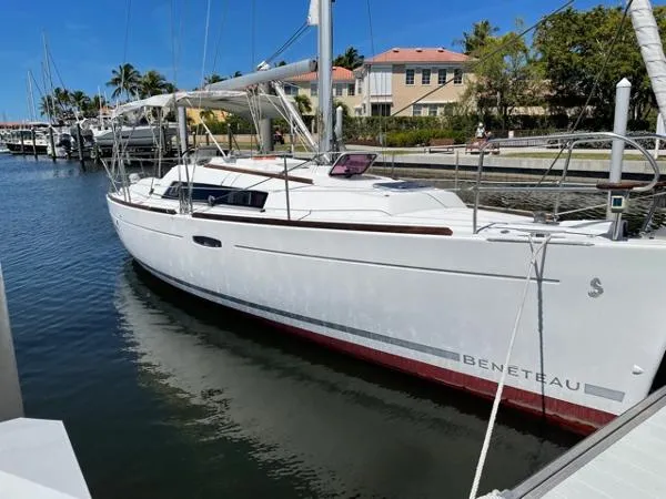 Slide: The Image of Beneteau Oceanis 31 2009 - 1
