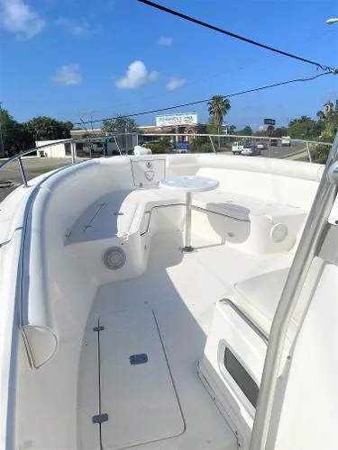 Slide: The Image of Century 2003 32ft Center Console 2003 - 10