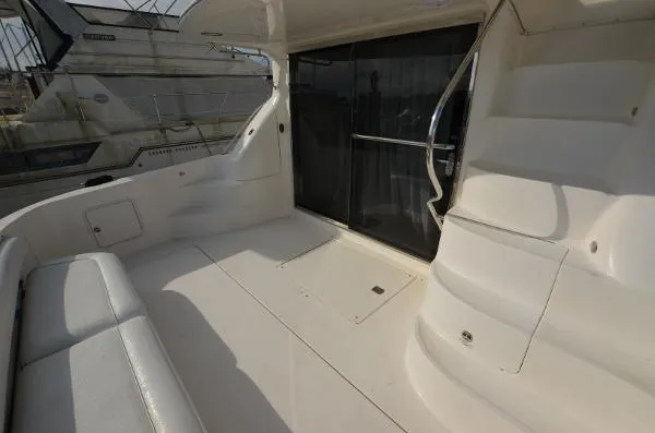 Slide: The Image of Sea Ray 560 Sedan Bridge 2003 - 3