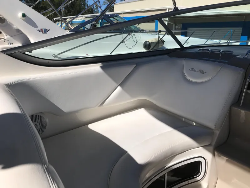 Slide: The Image of Sea Ray 280 Sundancer 2007 - 11