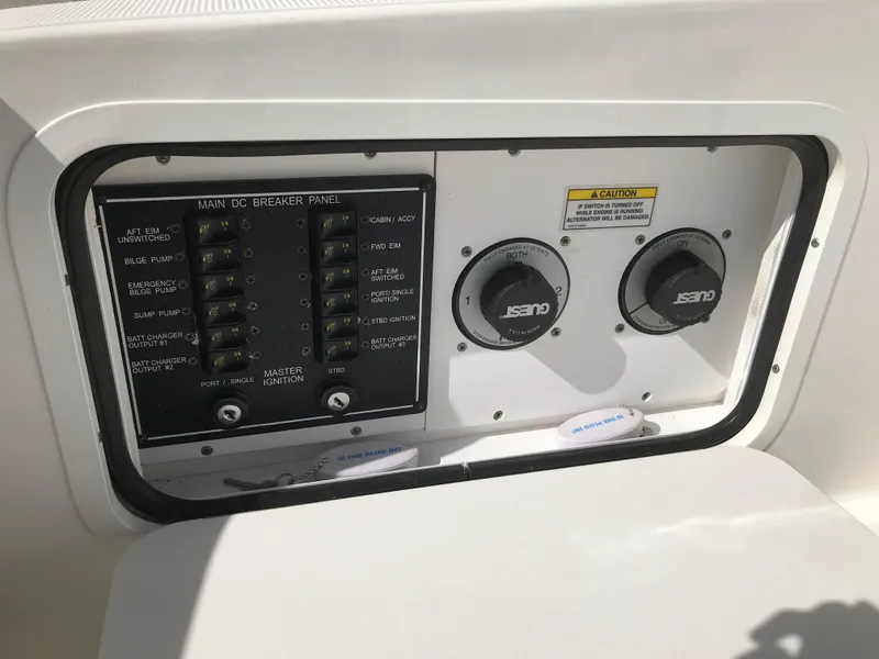 Slide: The Image of Sea Ray 280 Sundancer 2007 - 9