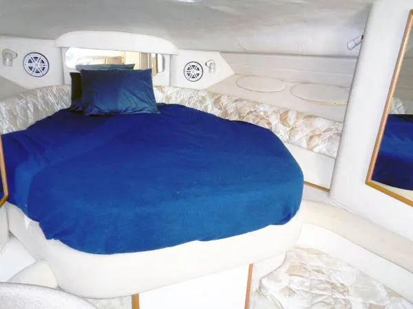 Slide: The Image of Sea Ray 340 Sundancer 1999 - 7