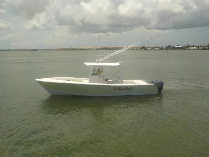 Slide: The Image of Regulator Marine 32 FS 2004 - 1