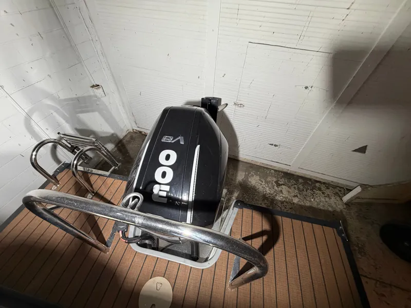 Slide: The Image of Manitou 25 Oasis RF SHP 373 2022 - 13