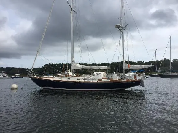Slide: The Image of Hinckley Yachts Bermuda 40 MK III 1982 - 1