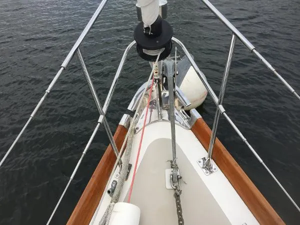 Slide: The Image of Hinckley Yachts Bermuda 40 MK III 1982 - 5