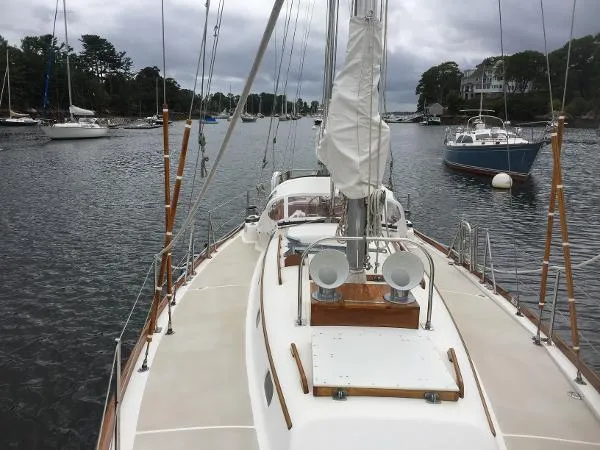 Slide: The Image of Hinckley Yachts Bermuda 40 MK III 1982 - 7