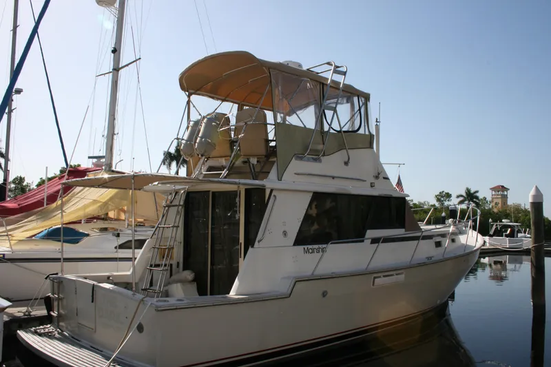 Slide: The Image of Mainship mark 3 1984 - 0