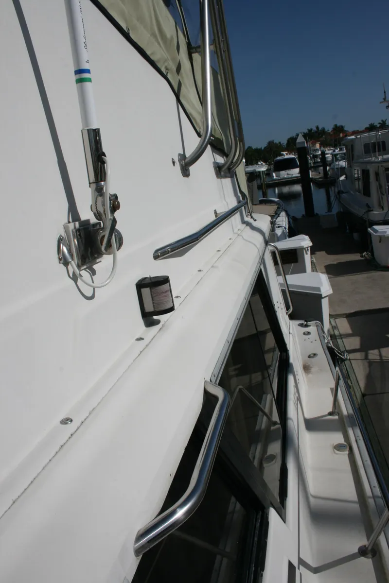 Slide: The Image of Mainship mark 3 1984 - 8
