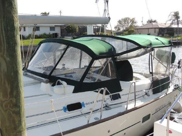 Slide: The Image of Beneteau 411 No Hurricane Damage! 1999 - 10