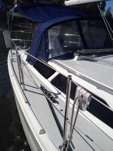 Slide: The Image of Catalina 36 MkII 2003 - 3