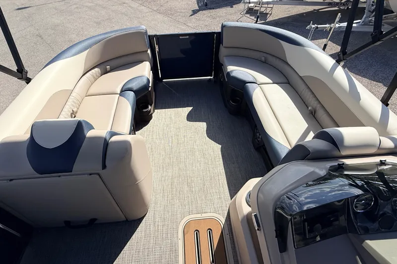 Slide: The Image of 2026 Avalon 2385 LSZ Rear Fish Tri Toon boat interior with plush seating and high-performance design. - 17