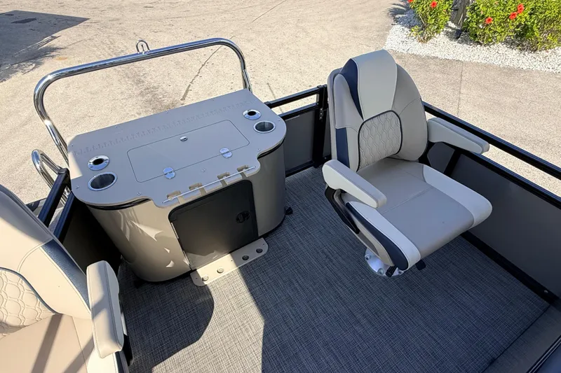 Slide: The Image of 2026 Avalon 2385 LSZ Rear Fish boat interior with seating and console. - 26