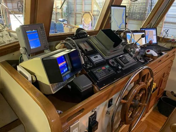 Slide: The Image of Kadey-Krogen Pilothouse 1983 - 2