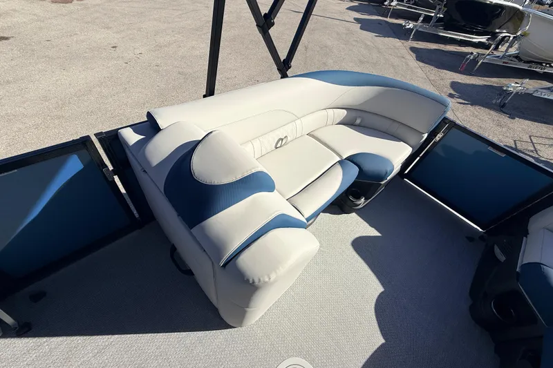 Slide: The Image of Luxurious seating on 2026 Avalon 2385 LSZ Quad Lounger, Tri Toon boat. - 15