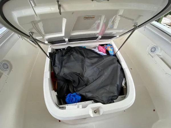 Slide: The Image of Boston Whaler 370 Outrage 2016 - 10