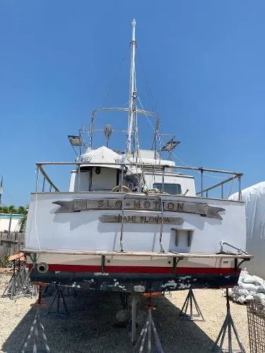 Slide: The Image of Marine Trader Double Cabin 1977 - 2