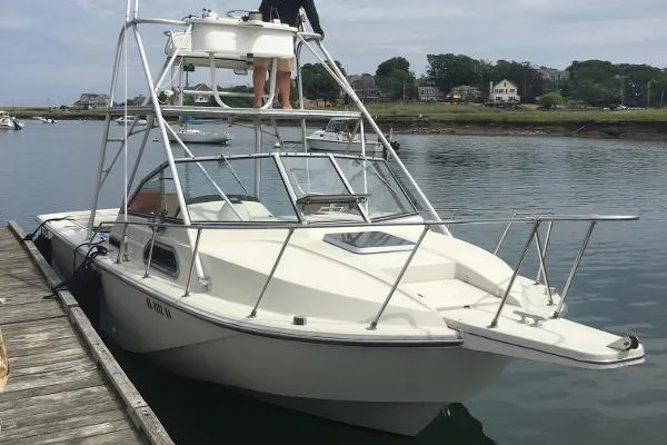 Slide: The Image of Boston Whaler 27 Inboard 1984 - 2