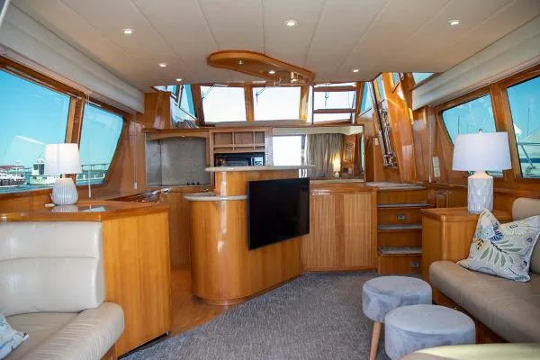 Slide: The Image of McKinna 57 Pilothouse 2005 - 8