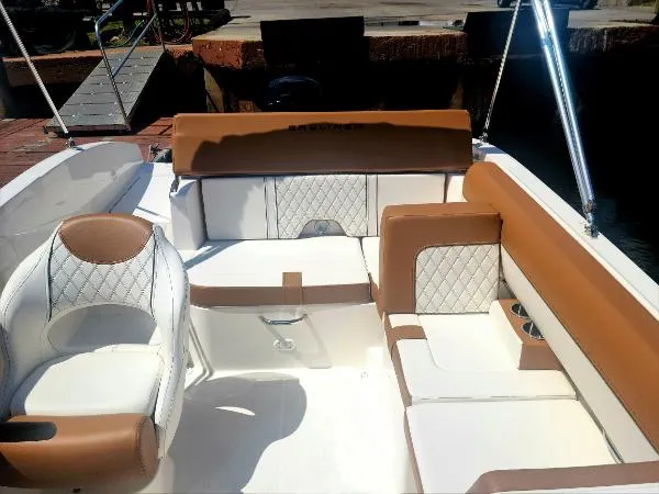 Slide: The Image of Bayliner DX2000 2021 - 6