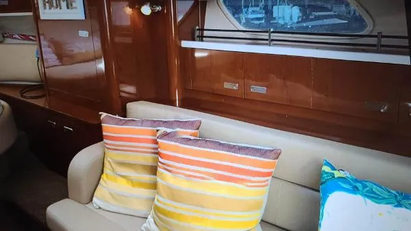 Slide: The Image of Sea Ray 350 Sundancer 2012 - 3