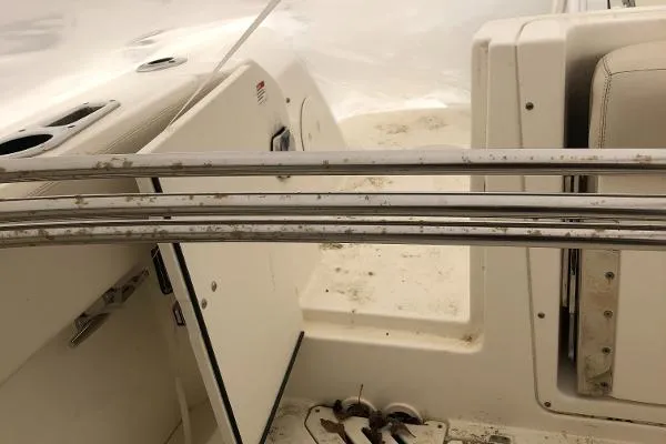 Slide: The Image of Boston Whaler 230 Vantage 2016 - 6