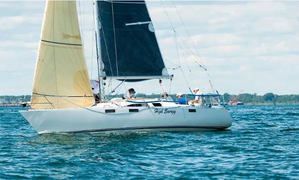 Slide: The Image of Diva 39 (Fabola Yachts) 1985 - 7