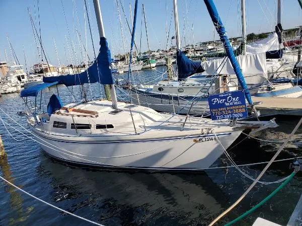Slide: The Image of Catalina 27 sloop 1984 - 0