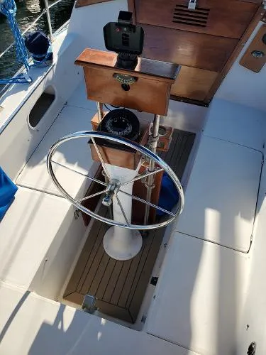 Slide: The Image of Catalina 27 sloop 1984 - 2