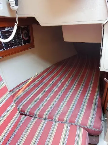 Slide: The Image of Catalina 27 sloop 1984 - 6