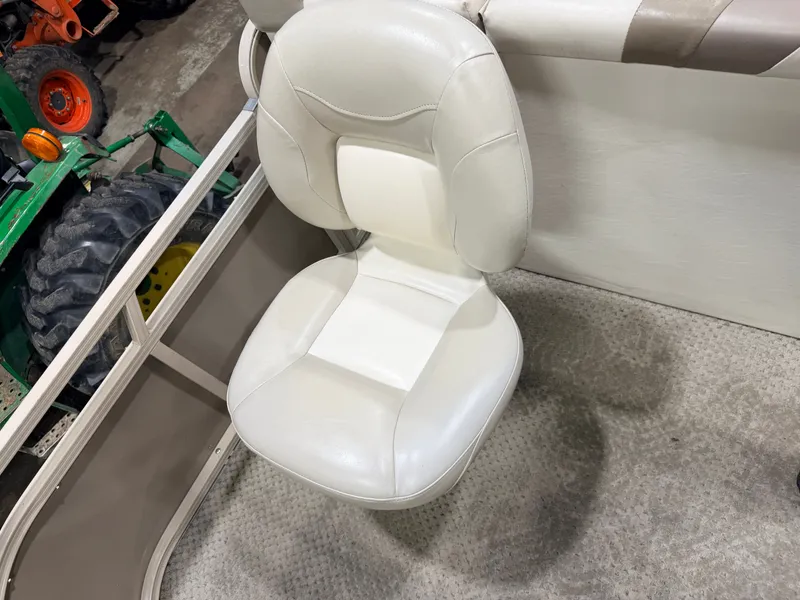 Slide: The Image of Sylvan Mirage 8520 Party Fish 2008 - 39