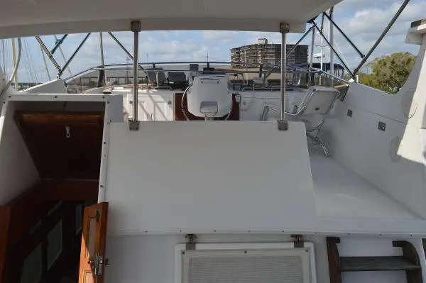 Slide: The Image of Marine Trader 40 Sundeck Trawler 1987 - 2