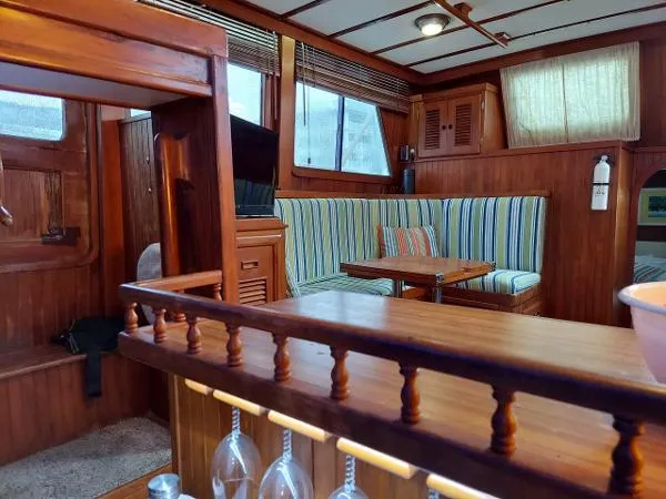 Slide: The Image of Marine Trader 40 Sundeck Trawler 1987 - 5
