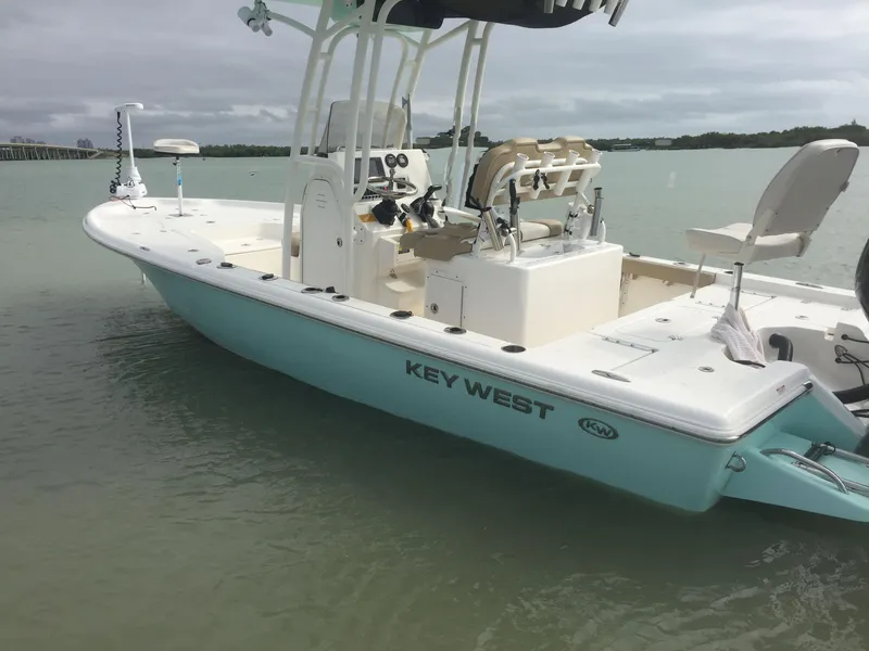 Slide: The Image of Key West 230 Bay Reef 2020 - 1