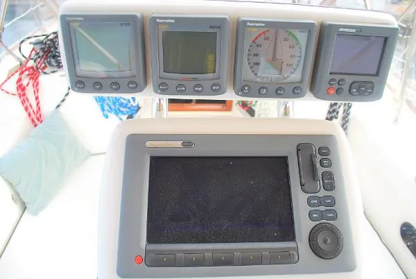 Slide: The Image of Sabre 38 MKII 1988 - 5