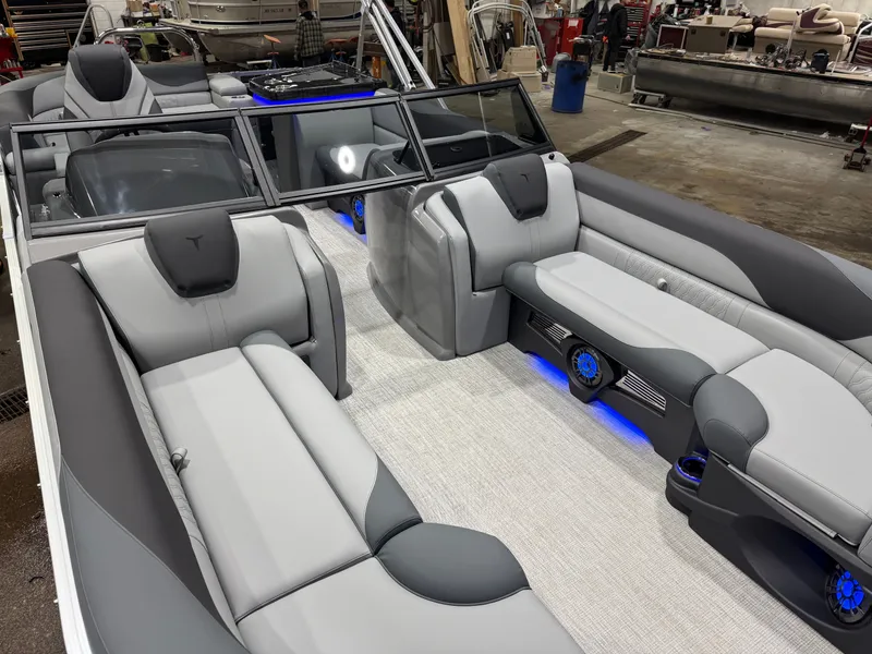 Slide: The Image of Tahoe LTZ 2385 Elite Windshield Tritoon & Honda 4-Stroke EFI 2026 - 33