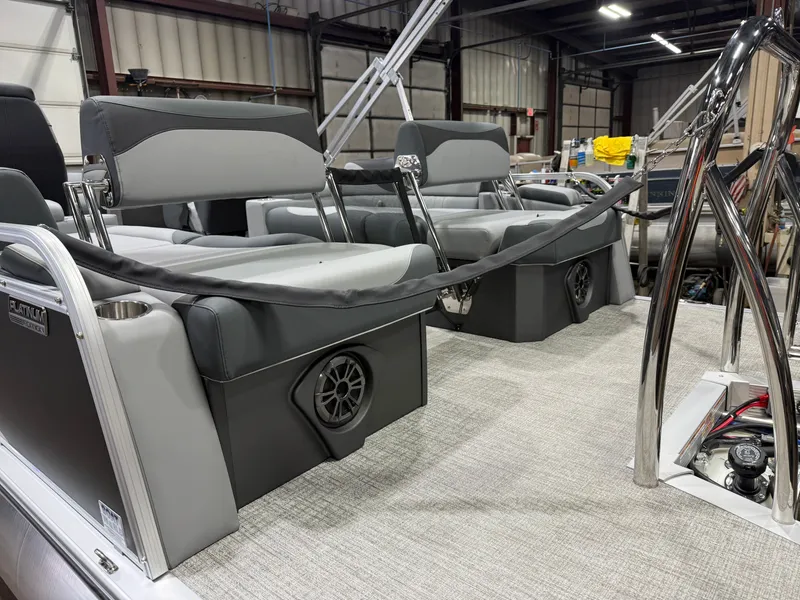 Slide: The Image of Tahoe LTZ 300HP QLS 2385 Quad Lounge Shift Tritoon 2026 - 39