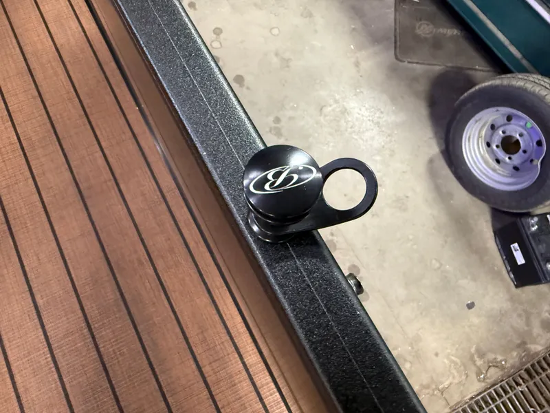 Slide: The Image of Bentley Pontoons Elite 300HP 253 Swingback Tritoon 2026 - 28