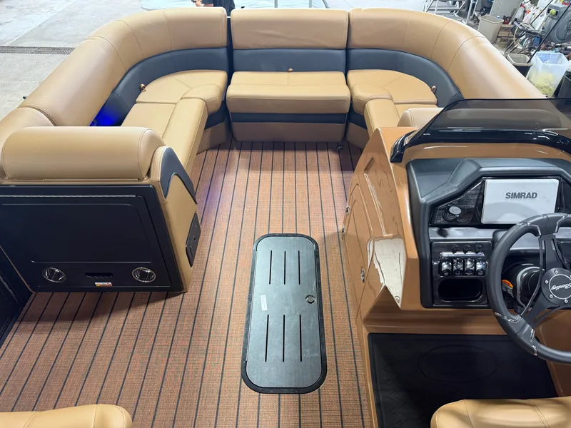 Slide: The Image of Bentley Pontoons Elite 300HP Admiral 253 Quad Lounge Tritoon 2026 - 11