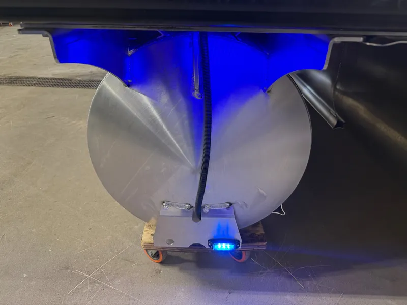 Slide: The Image of Bentley Pontoons Elite 300HP Admiral 253 Quad Lounge Tritoon 2026 - 54