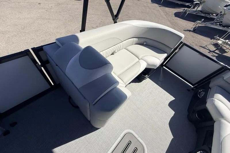Slide: The Image of 2026 Avalon 2385 LSZ Versatile Rear Bench, Tri Toon High Performance interior with plush seating. - 17